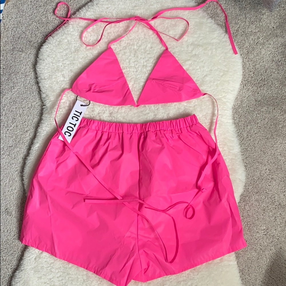 Two piece set